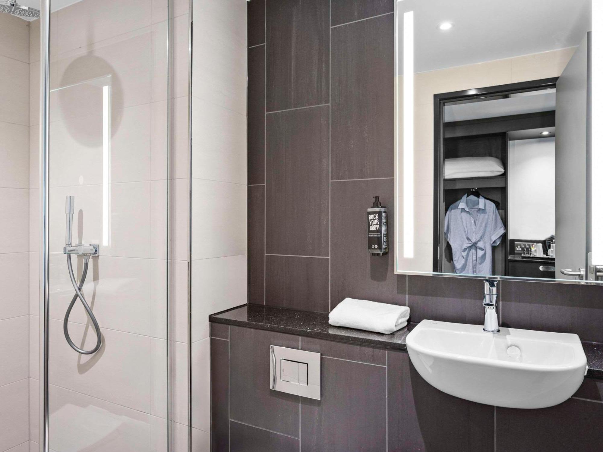 Ibis Styles Paignton Hotel Ngoại thất bức ảnh