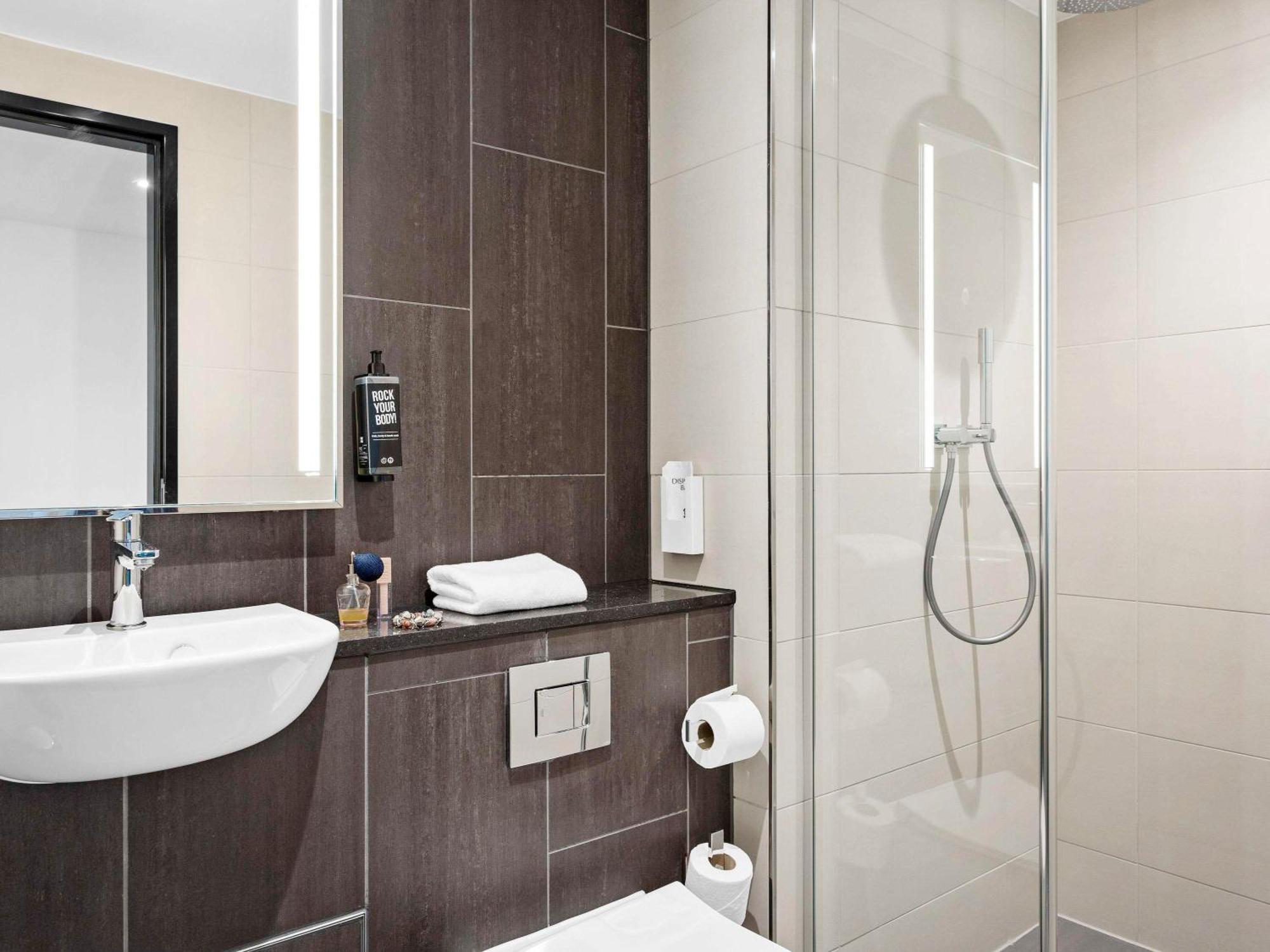 Ibis Styles Paignton Hotel Ngoại thất bức ảnh